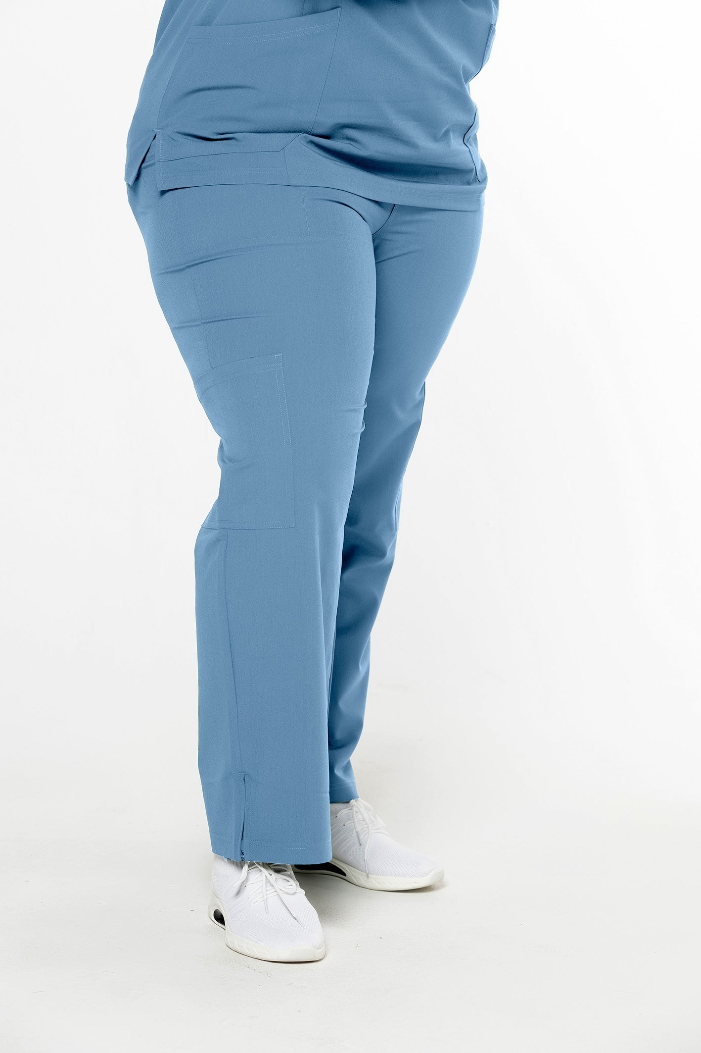 CSCRUBS Classic collection, Straight leg pant, Professional, Workwear, Healthcare, Tailored fit, High-quality fabric, Durable, Functional pockets, Elasticized waistband, Comfortable, Polished, Uniform, Medical field, Scrubs, Versatile, Essential, Reliable, Long-lasting