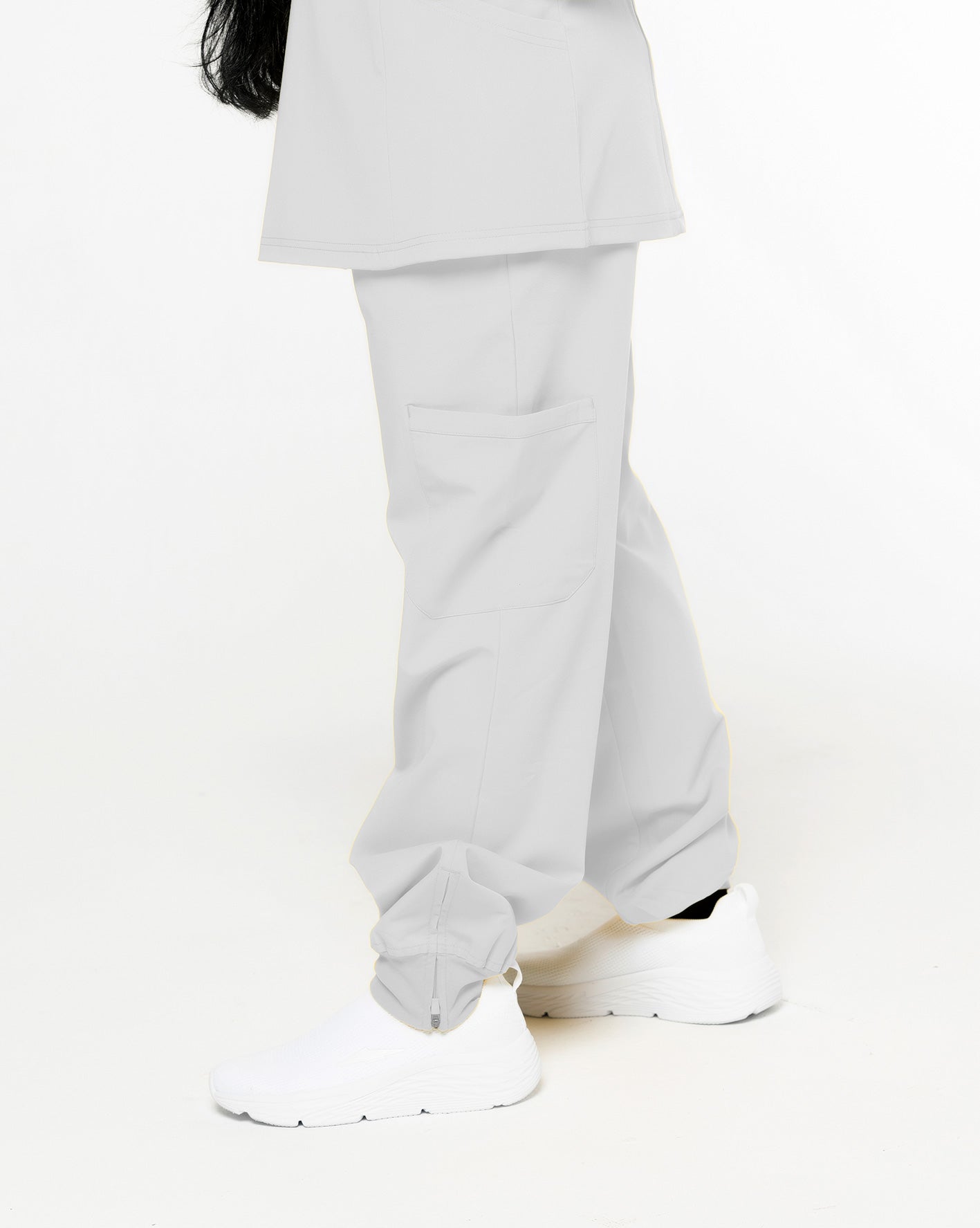 Jogger pant Classic, Versatile, Comfortable, Tailored fit, Elasticized waistband, Adjustable drawstring, Tapered legs, High-quality fabric, Durable, Everyday wear, Stylish, Casual, Polished, Modern, Effortless, Wardrobe staple, Comfortable loungewear, Timeless, Fashionable